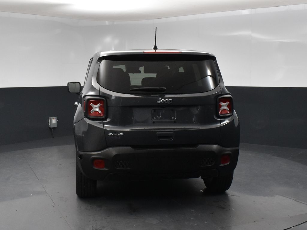 2023 Jeep Renegade Latitude Upland photo 3