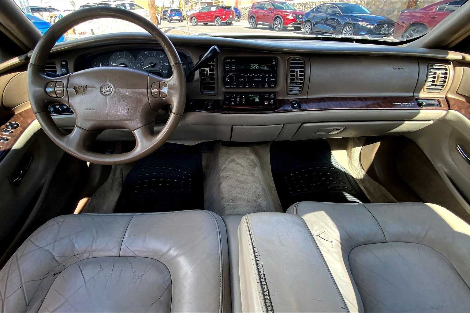 2004 Buick Park Avenue photo 12