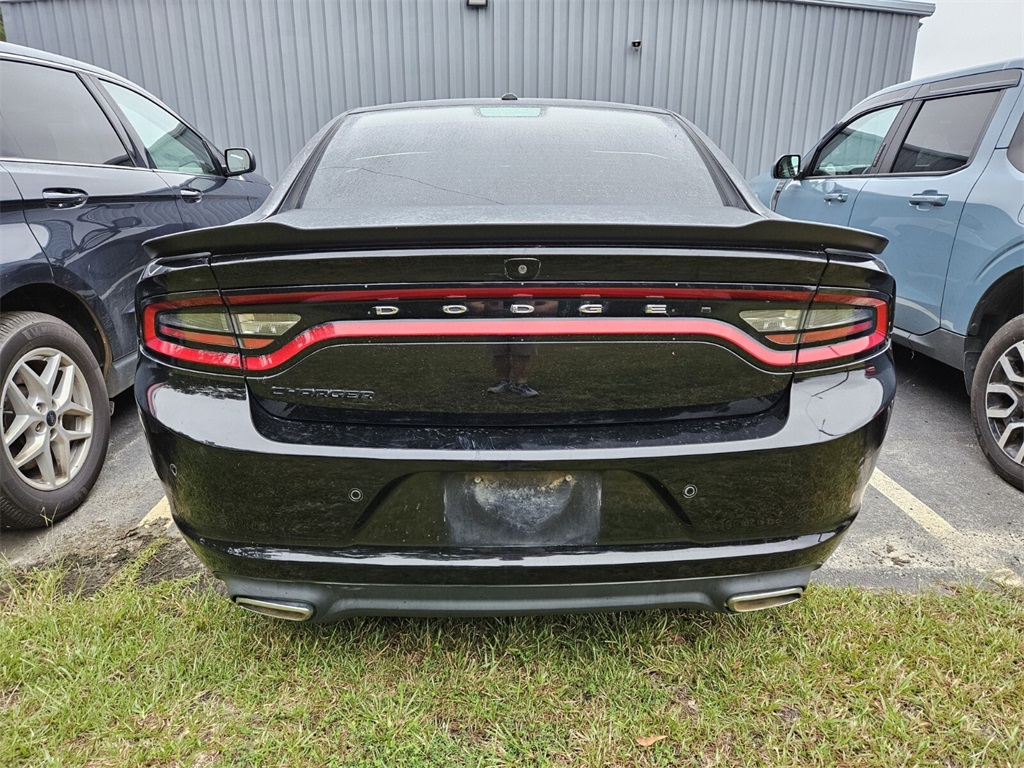 2018 Dodge Charger SXT photo 6
