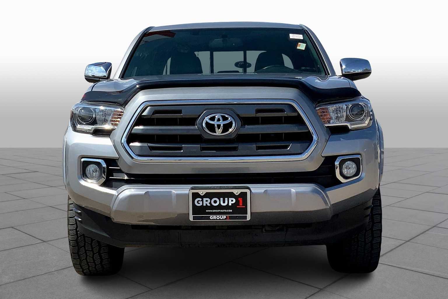 2016 Toyota Tacoma Limited 4x4 Double Cab V6 photo 3