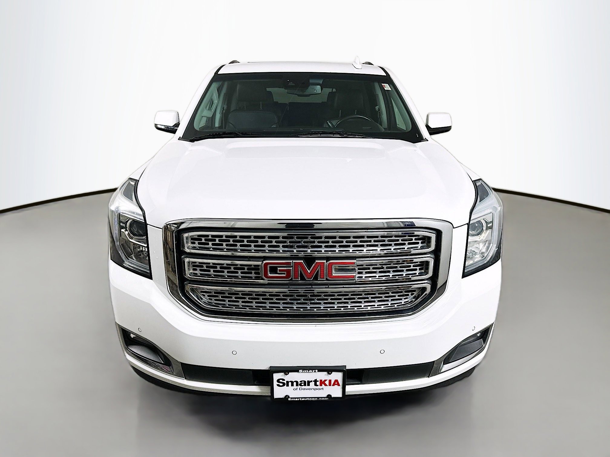 2019 Gmc Yukon SLT photo 2