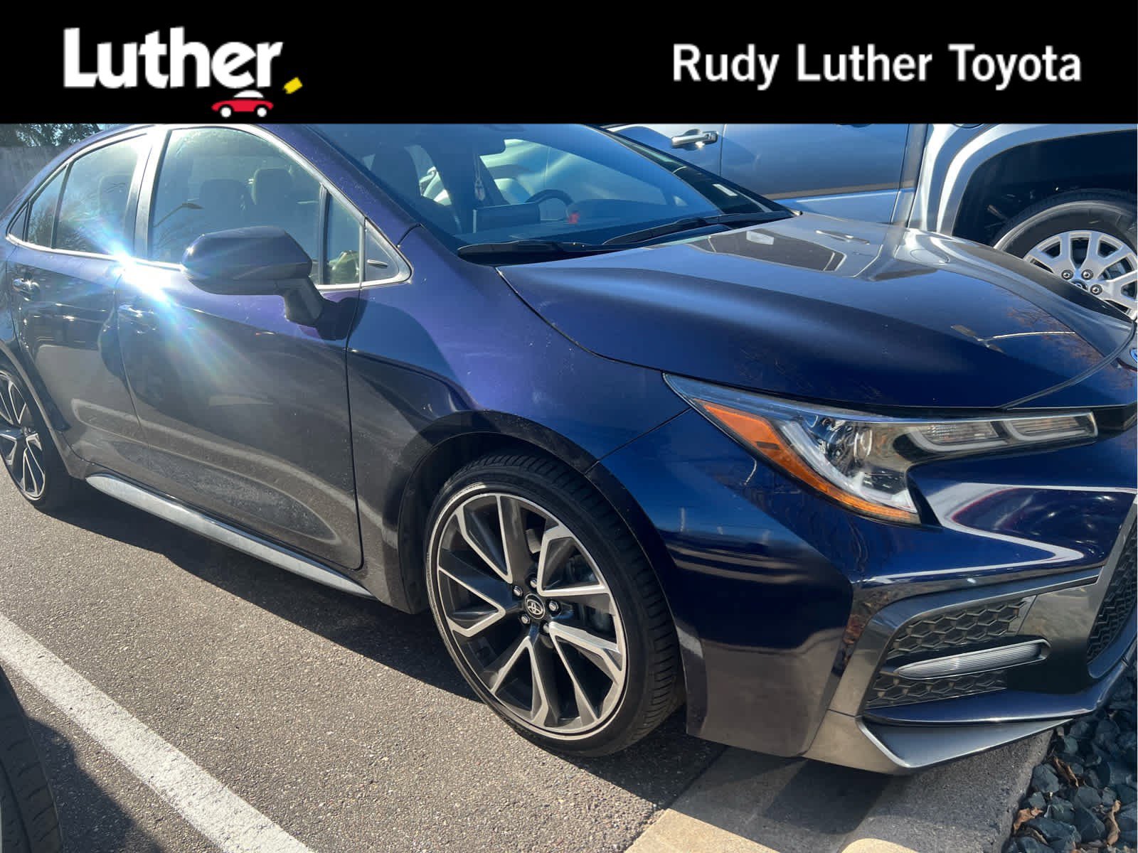 2020 Toyota Corolla SE's photo