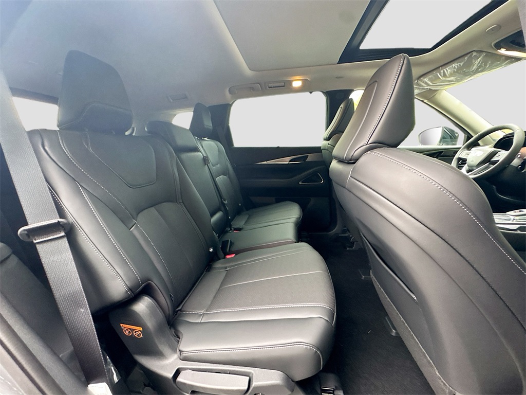 2026 Infiniti QX60 Luxe photo 30