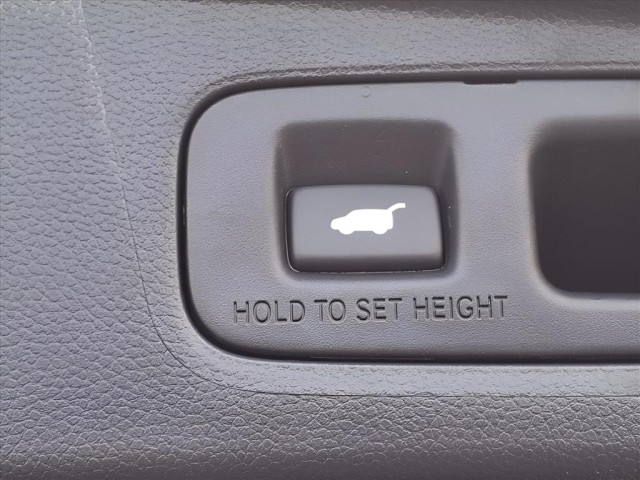 2026 Honda CR-V Hybrid Sport Touring photo 6