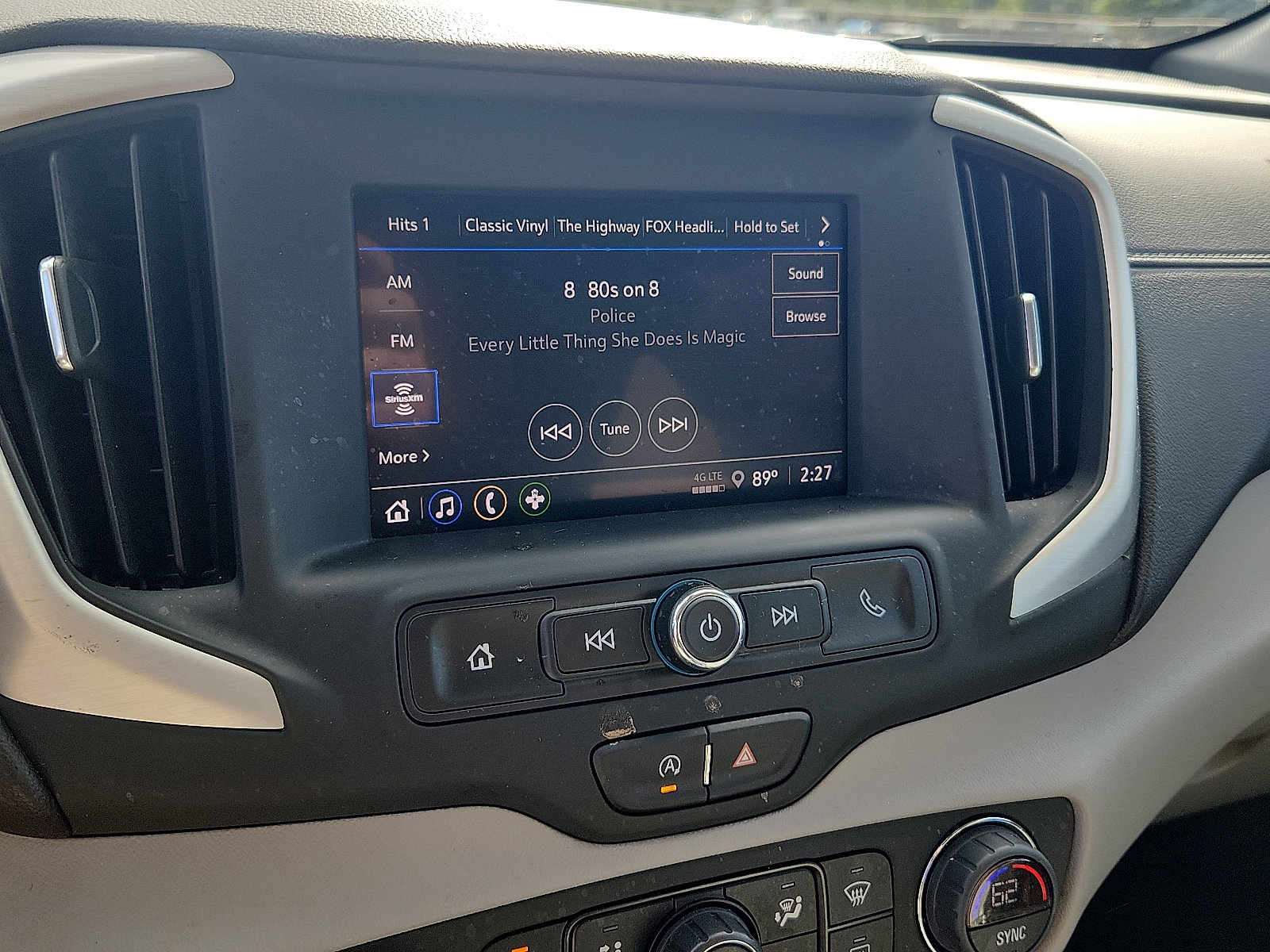 2023 Gmc Terrain SL photo 14