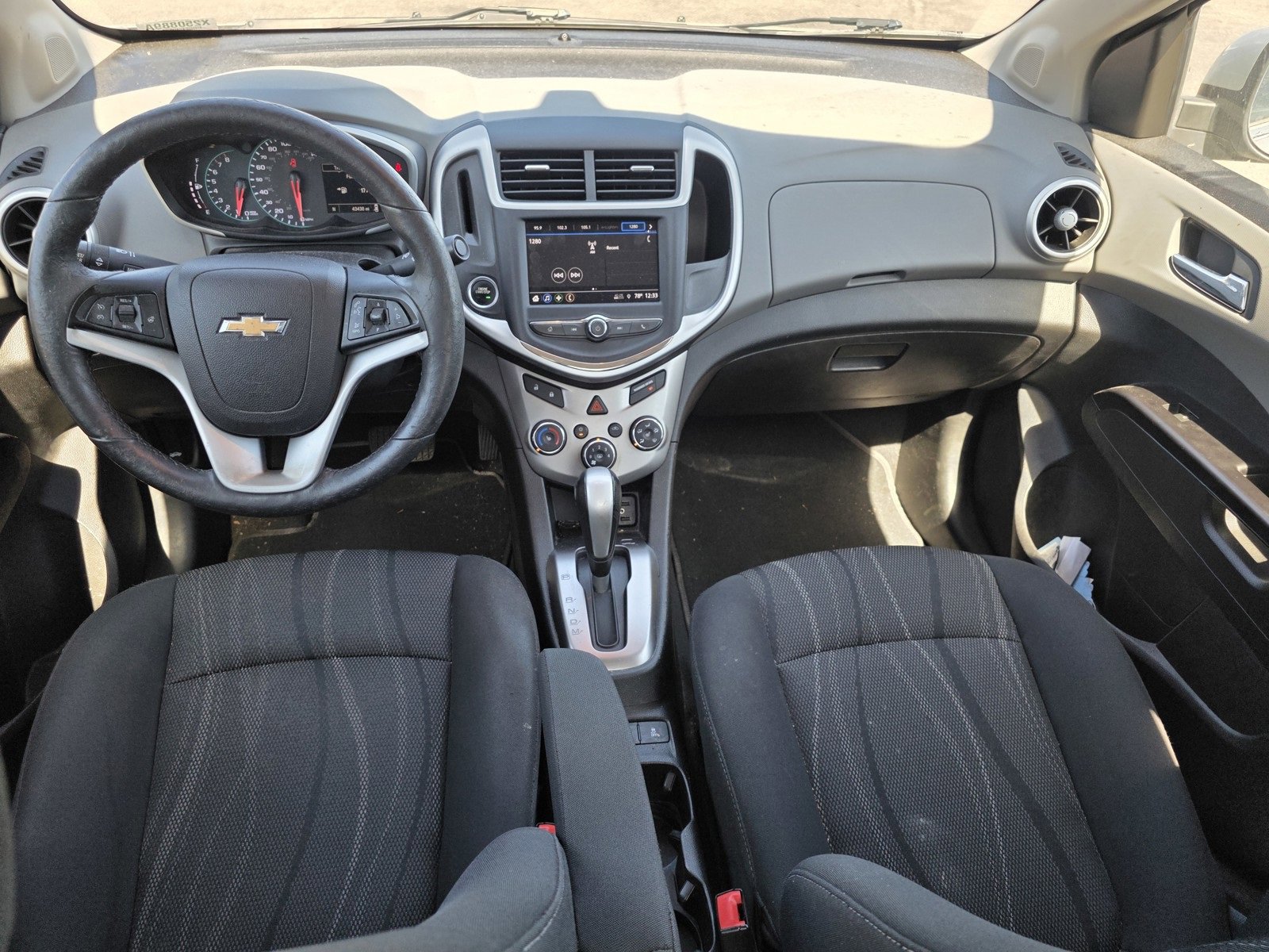 2018 Chevrolet Sonic LT photo 11