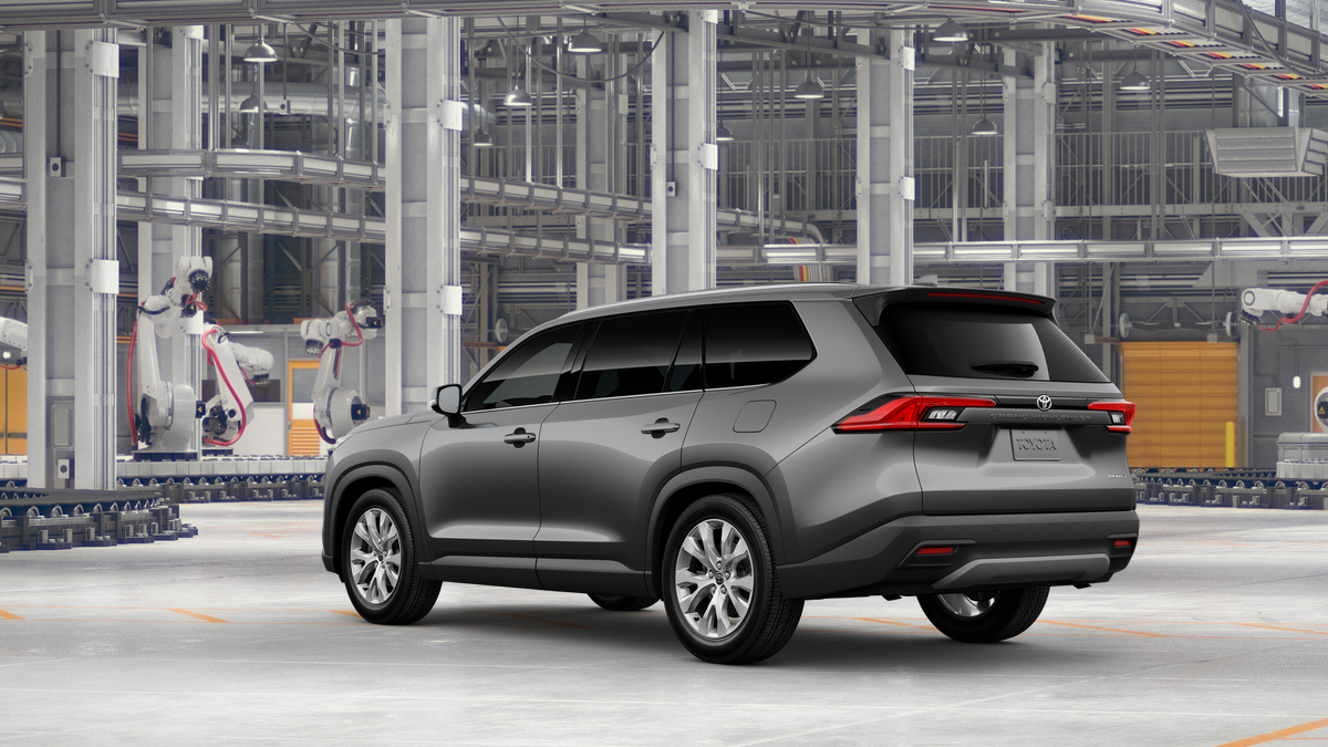 2025 Toyota Grand Highlander Limited photo 4