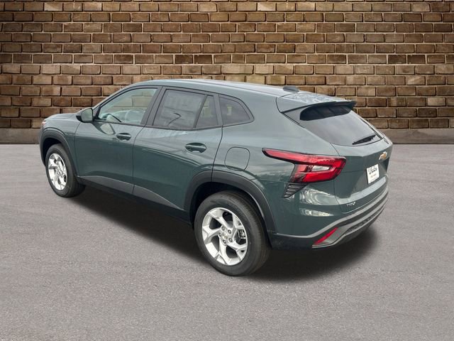 2026 Chevrolet Trax LS photo 3