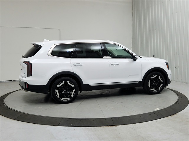 2023 Kia Telluride EX photo 4