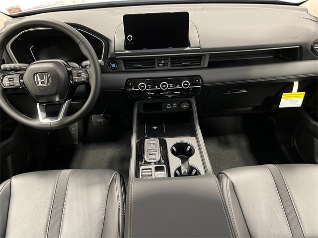 2025 Honda Pilot Touring photo 18