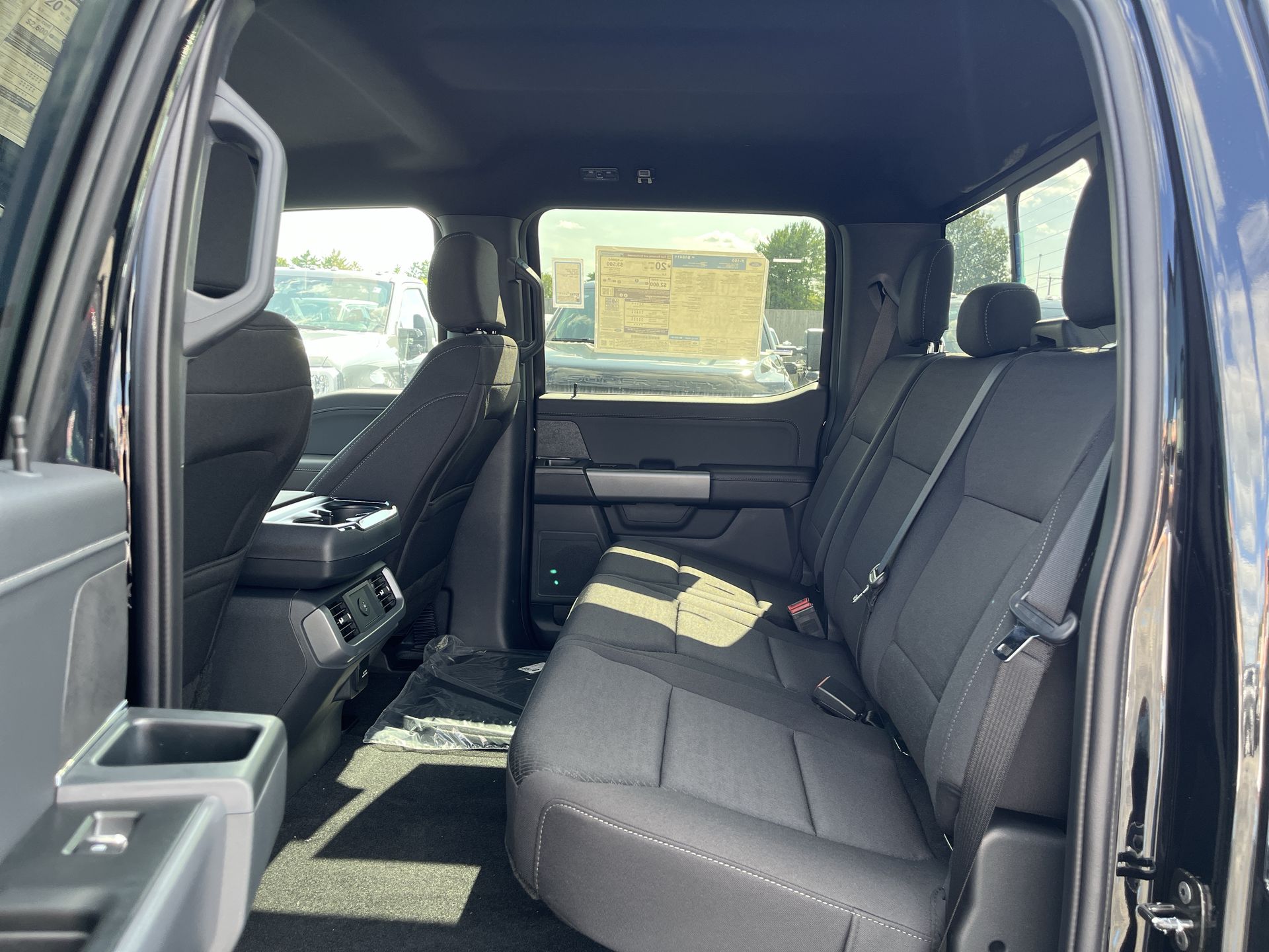 2025 Ford F-150 XLT photo 4