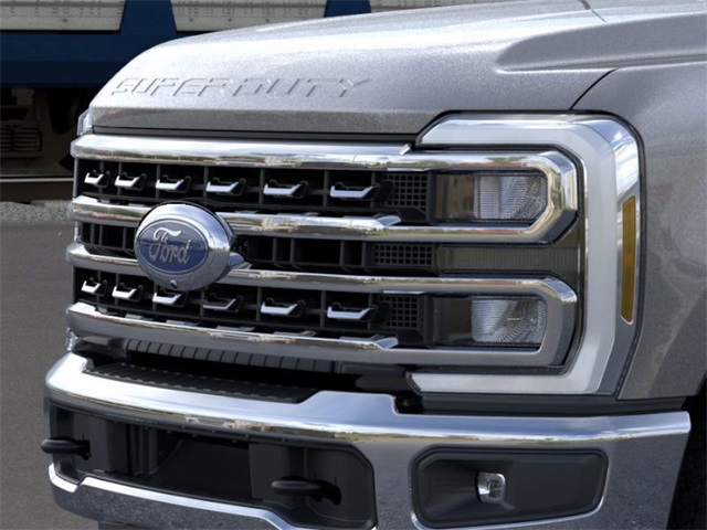 2026 Ford F-350 XLT photo 17