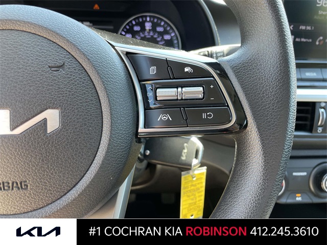 2022 Kia Forte LXS photo 24
