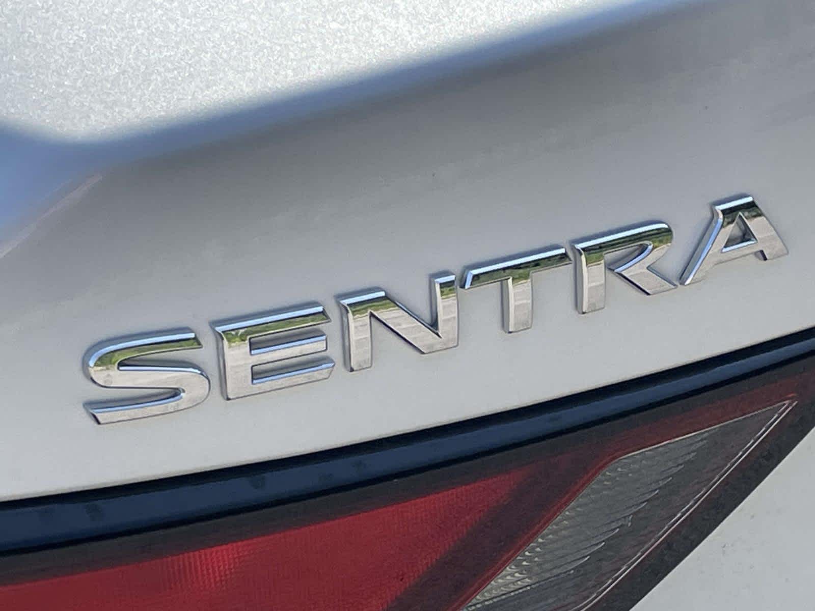 2025 Nissan Sentra SV photo 7