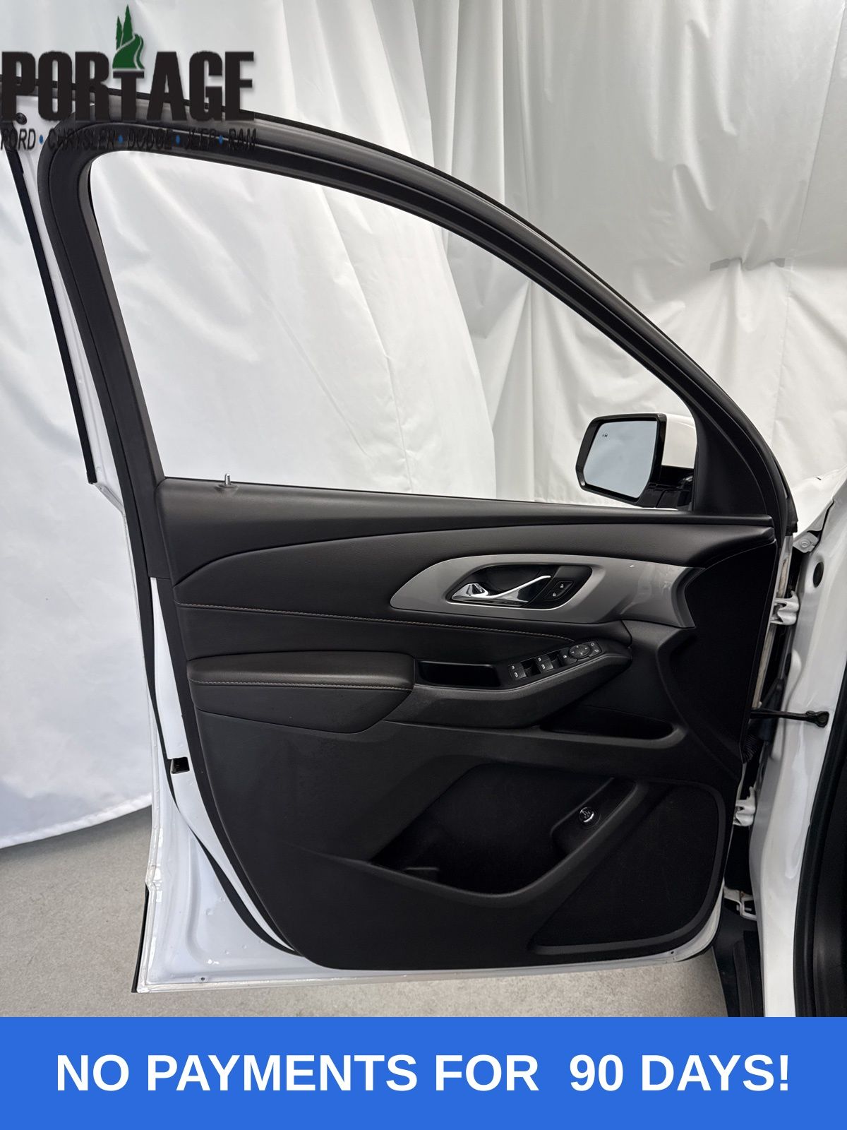 2019 Chevrolet Traverse 3LT photo 3