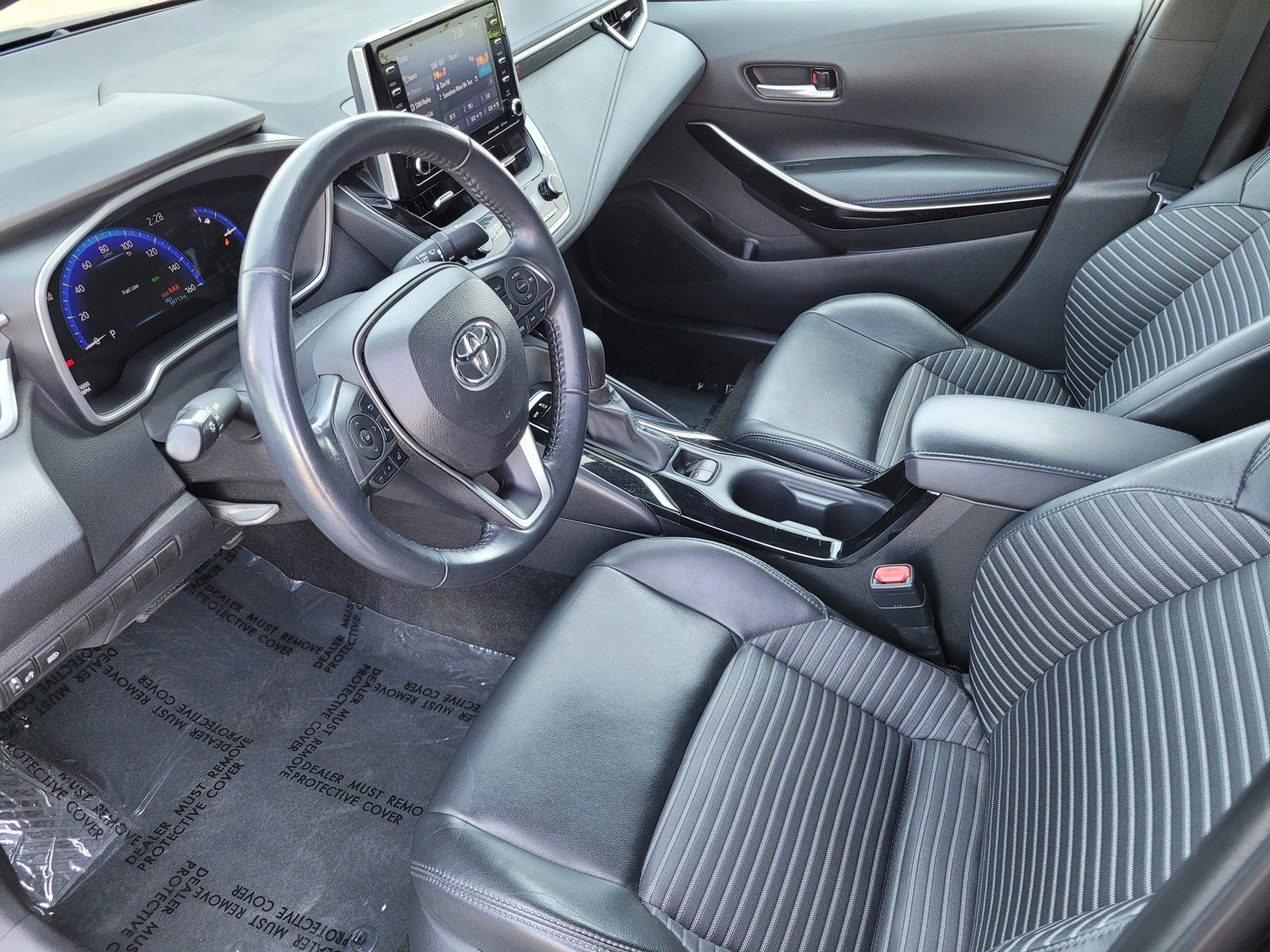 2021 Toyota Corolla XSE photo 14