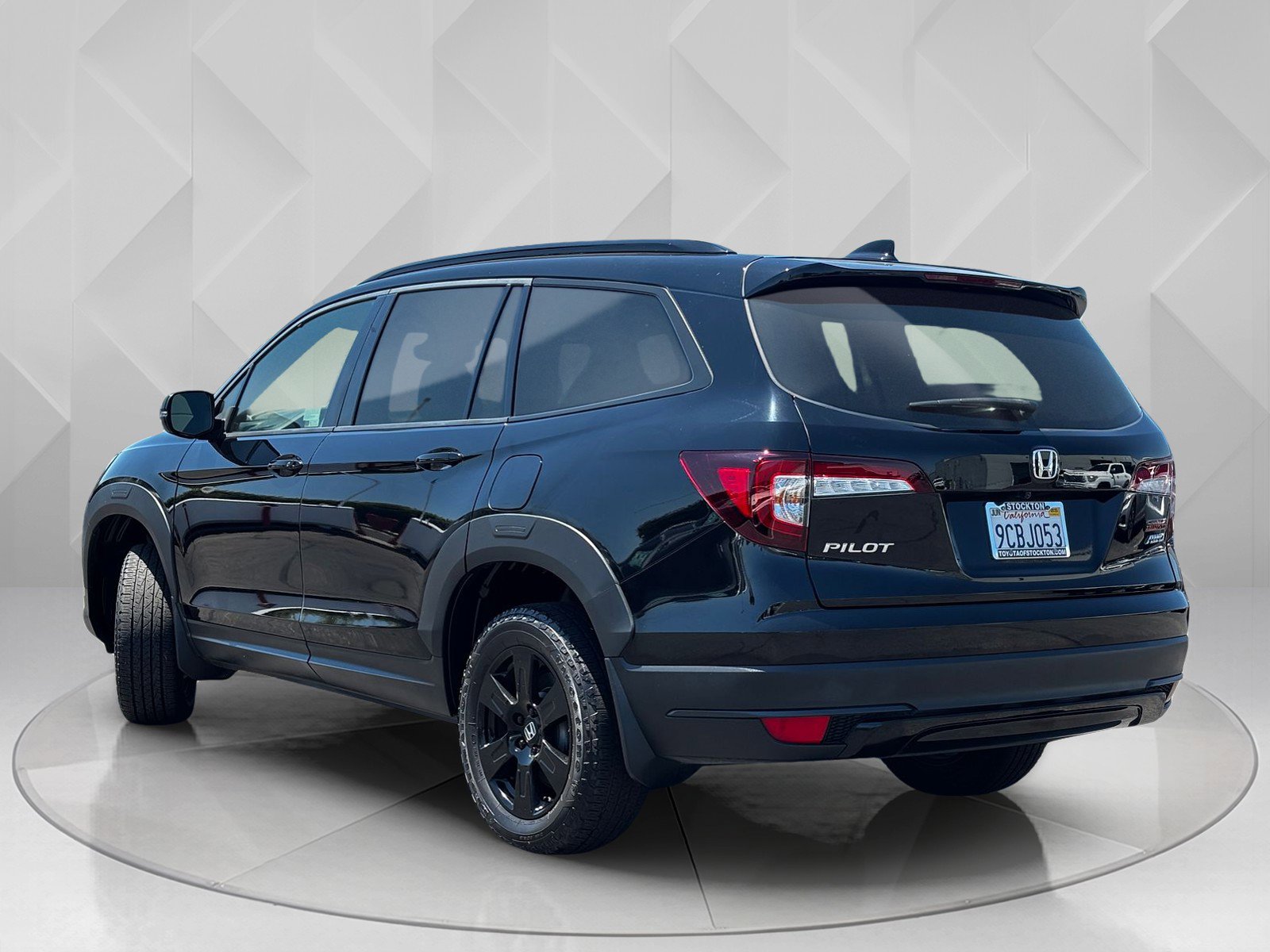 2022 Honda Pilot TrailSport photo 2
