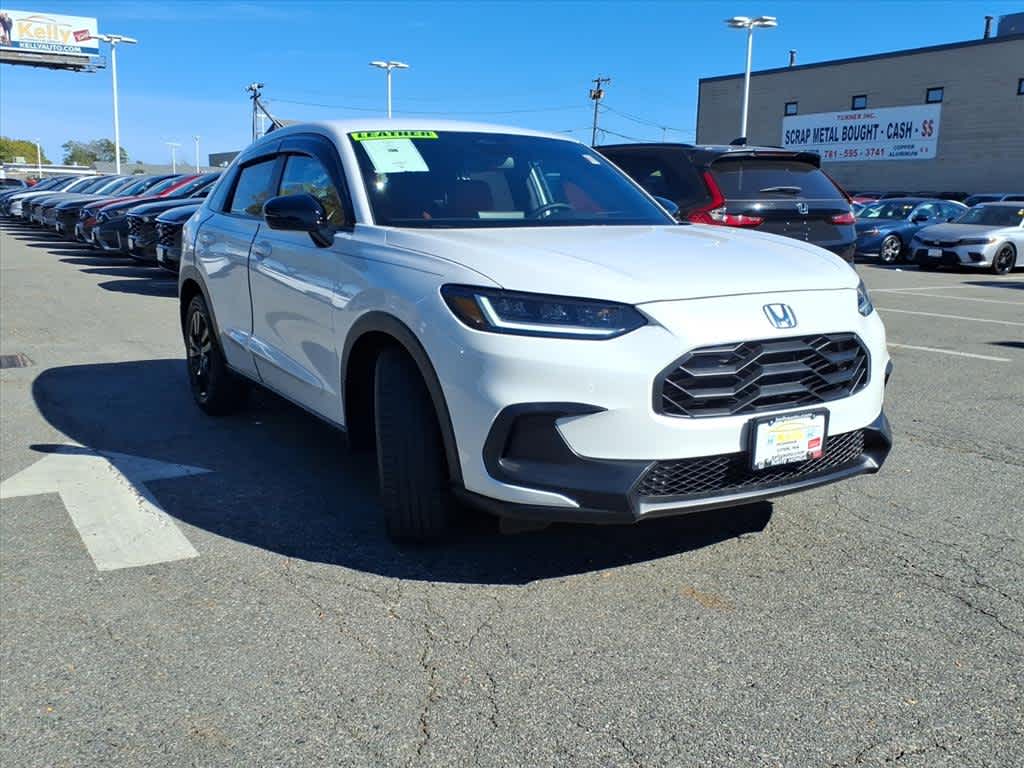 2026 Honda HR-V Sport photo 2