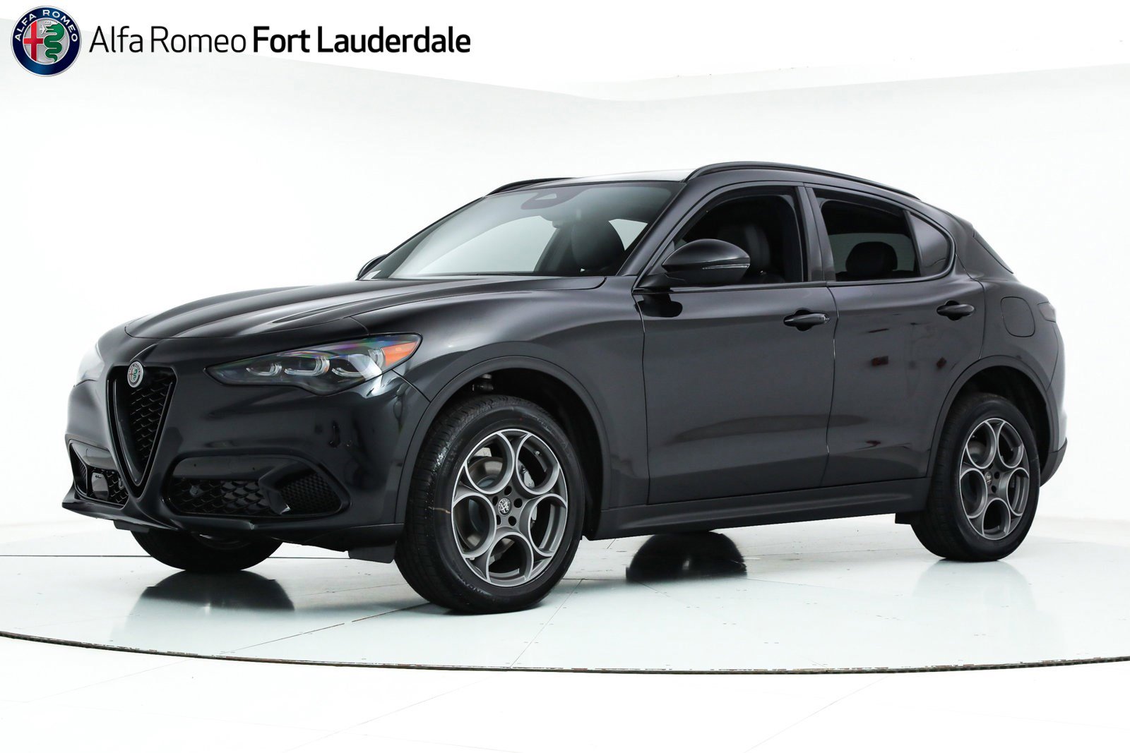 2025 Alfa Romeo Stelvio 