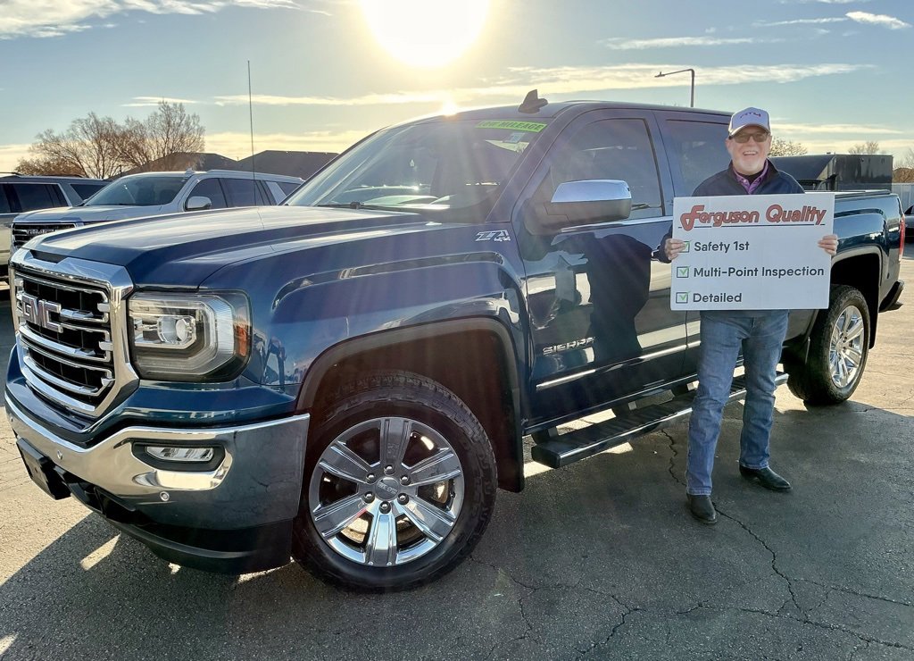2017 GMC Sierra 1500 SLT's photo
