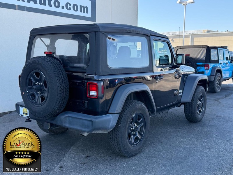 2019 Jeep Wrangler Sport photo 2