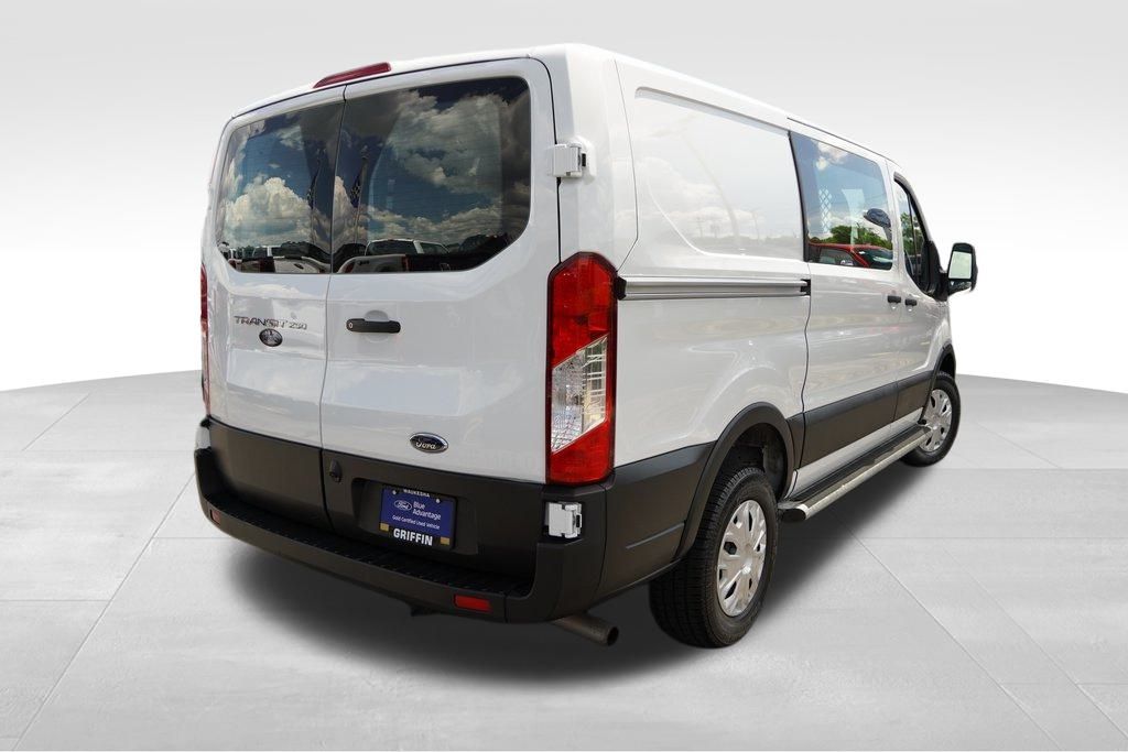 2023 Ford Transit photo 3