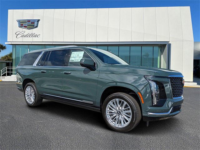 2026 Cadillac Escalade ESV Luxury's photo