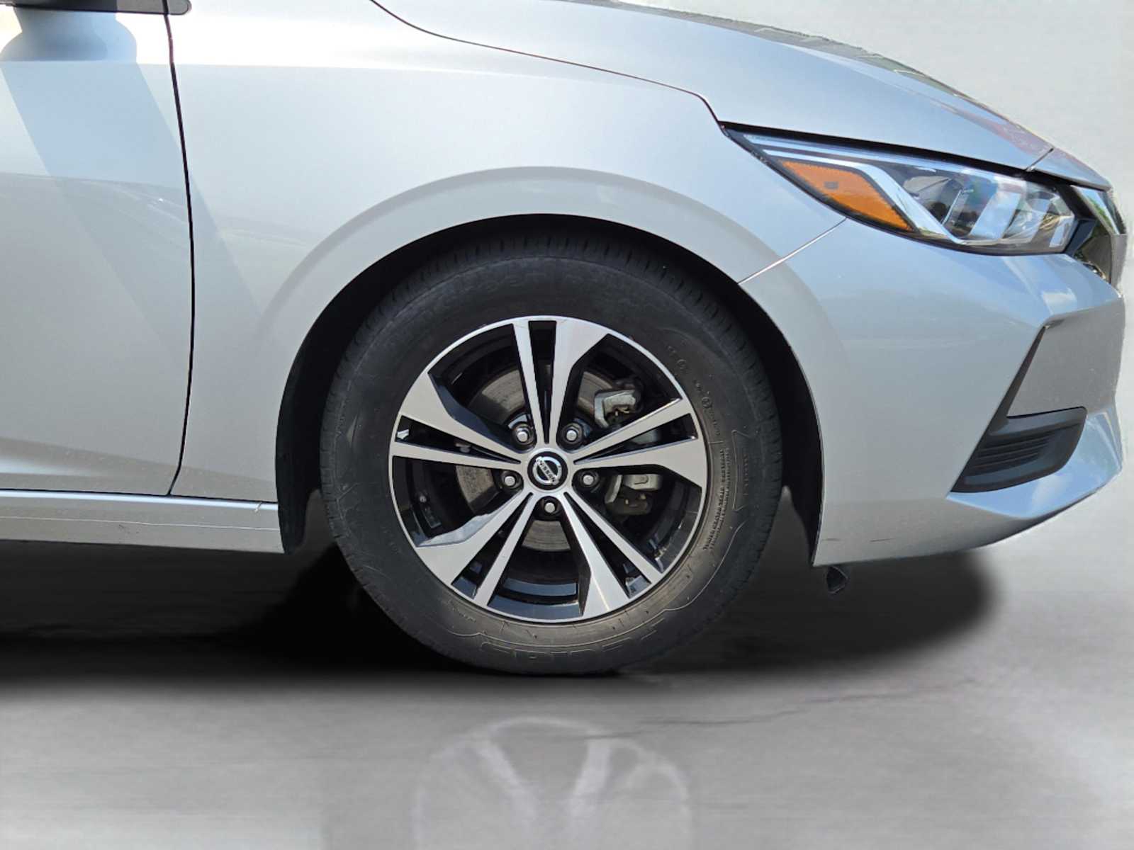 2023 Nissan Sentra SV photo 6