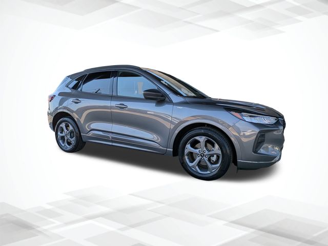 2023 Ford Escape ST-Line photo 2