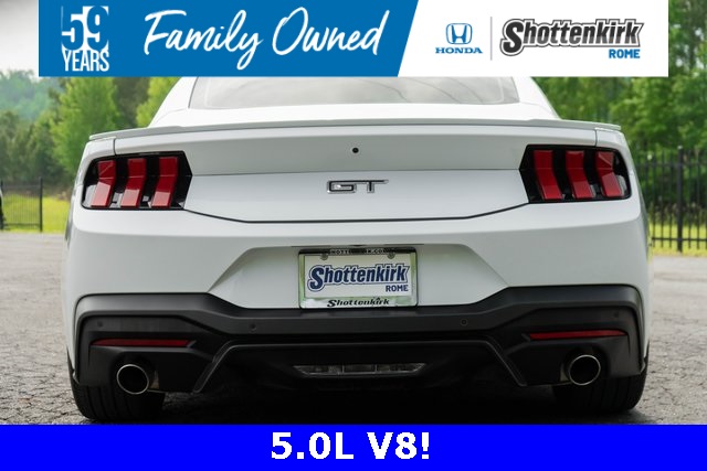 2024 Ford Mustang GT photo 3