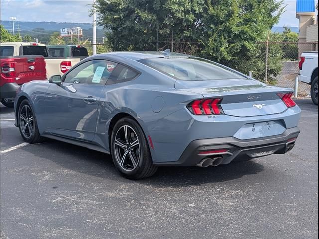 2025 Ford Mustang EcoBoost photo 4