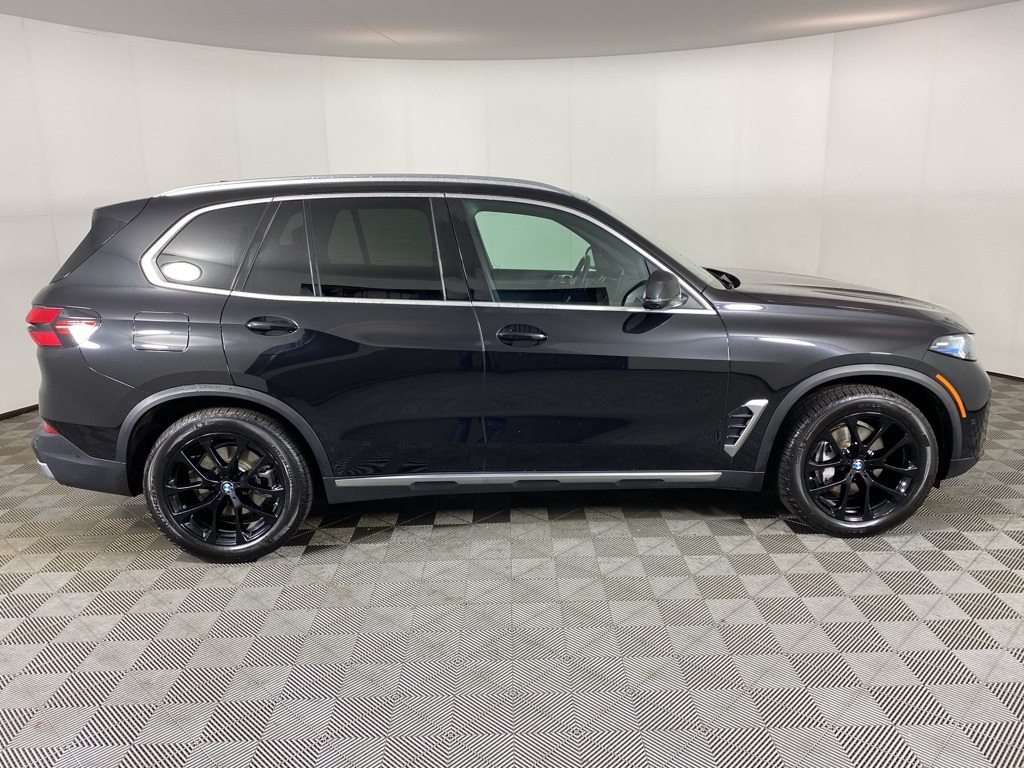 2024 Bmw X5 xDrive40i photo 2