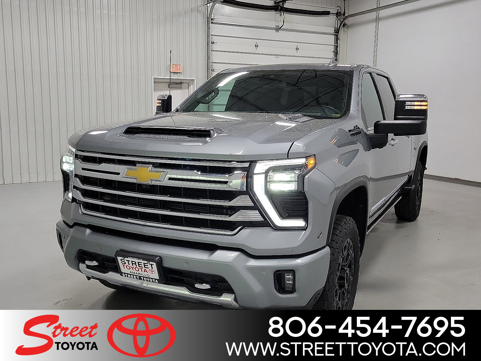 2024 Chevrolet Silverado 2500HD High Country's photo