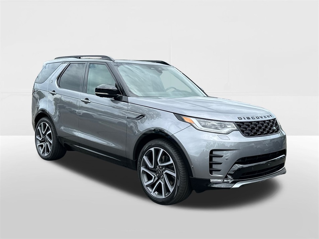 2025 Land Rover Discovery SE photo 3