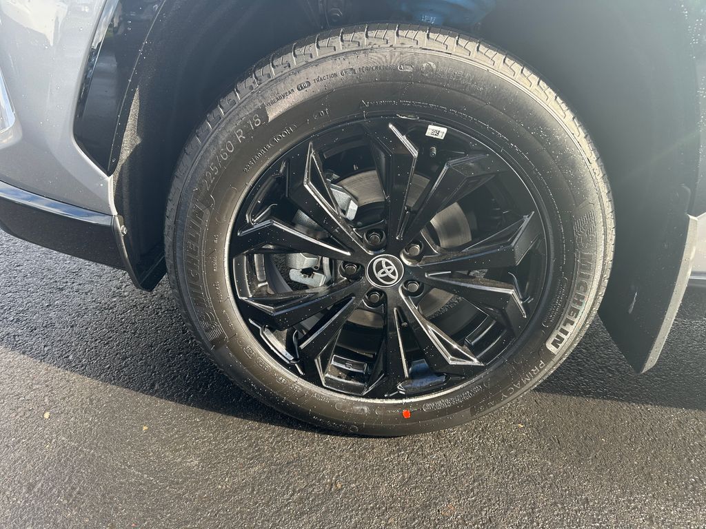 2025 Toyota RAV4 Hybrid XSE photo 12