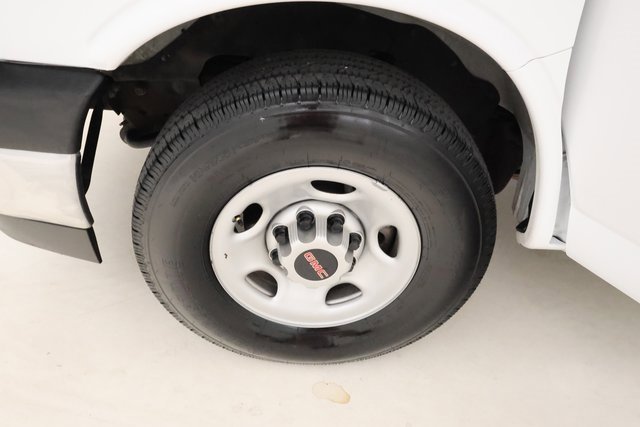 2023 Gmc Savana Cargo 2500 photo 4