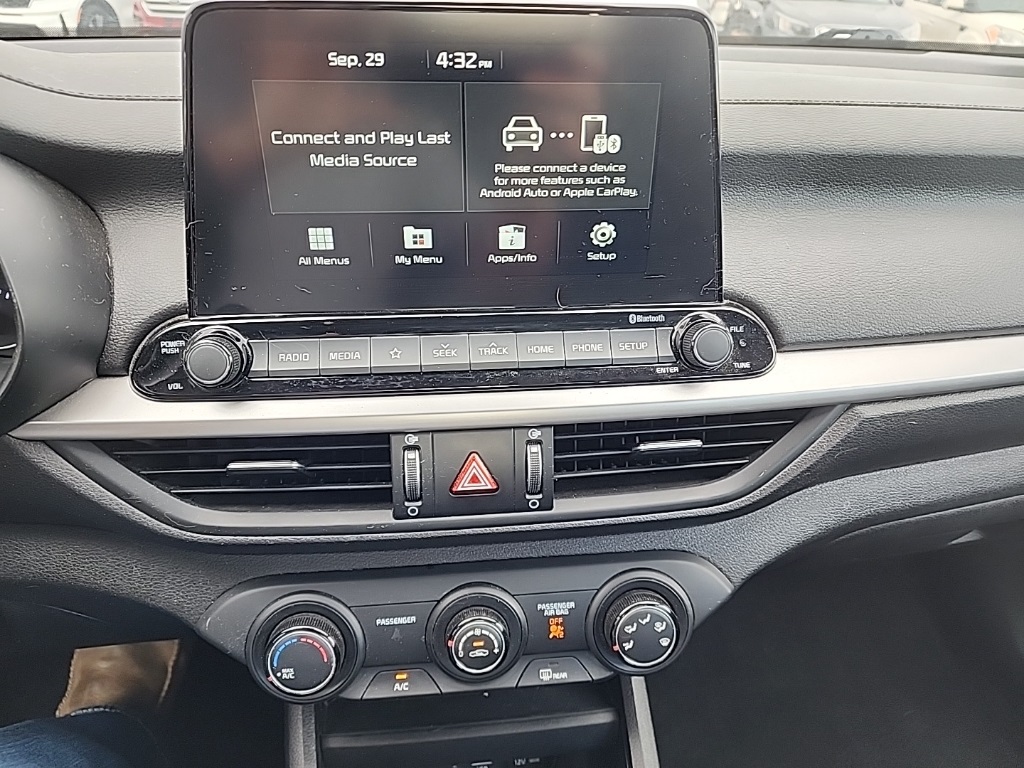 2021 Kia Forte LXS photo 11