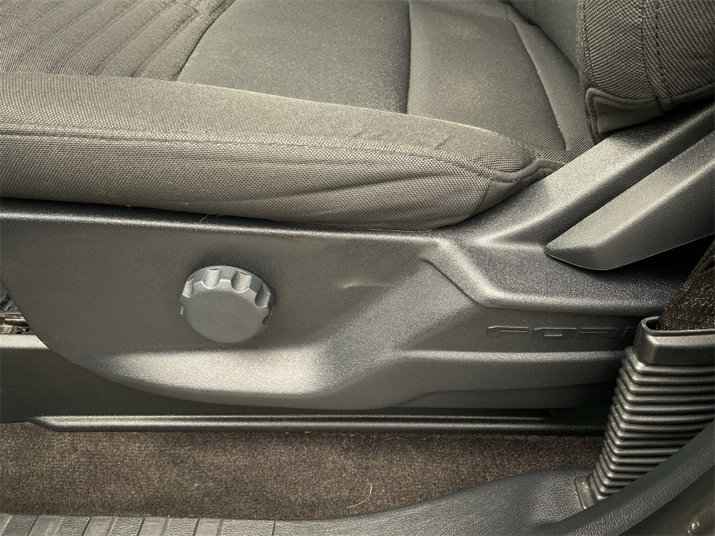 2021 Ford F-150 XL photo 14