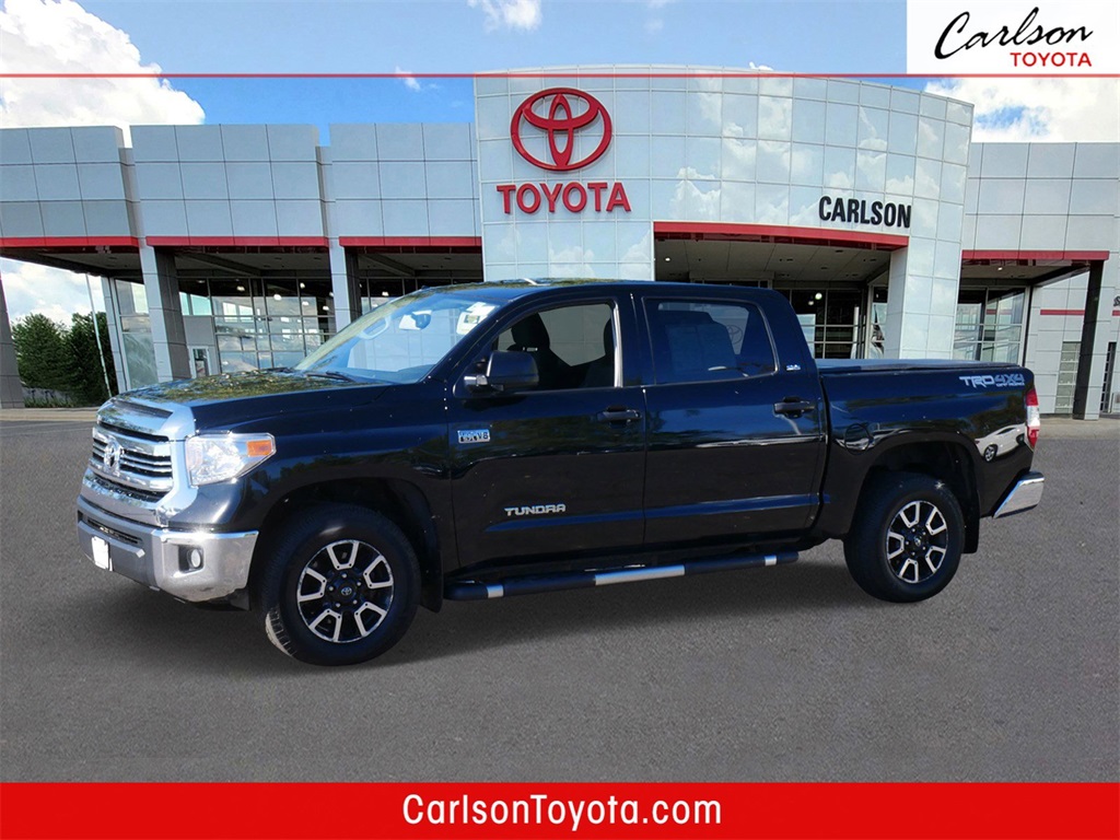 2016 Toyota Tundra SR5's photo
