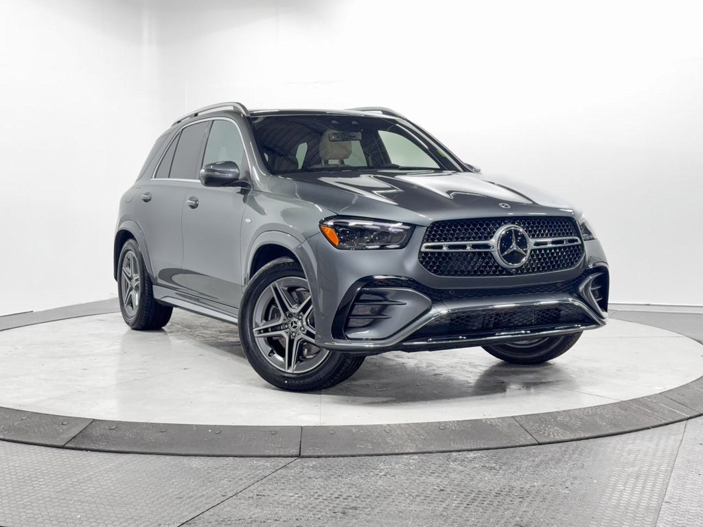 2025 Mercedes-Benz GLE GLE450E's photo