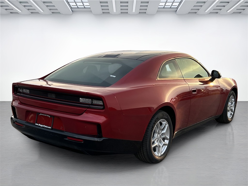 2025 Dodge Charger R/T photo 3
