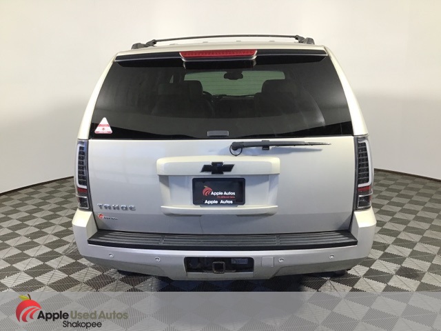2007 Chevrolet Tahoe LTZ Custom photo 3