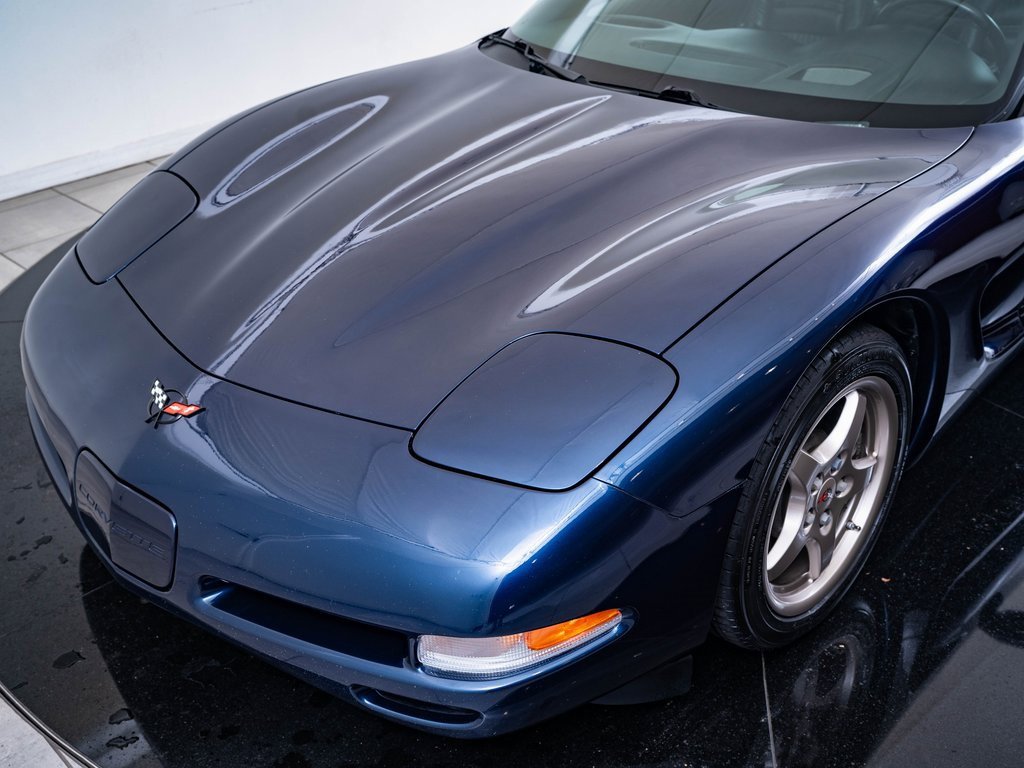 2000 Chevrolet Corvette photo 3