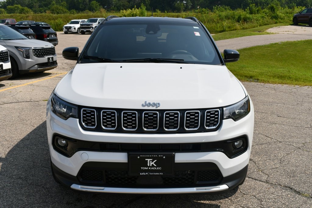 2025 Jeep Compass Limited photo 3