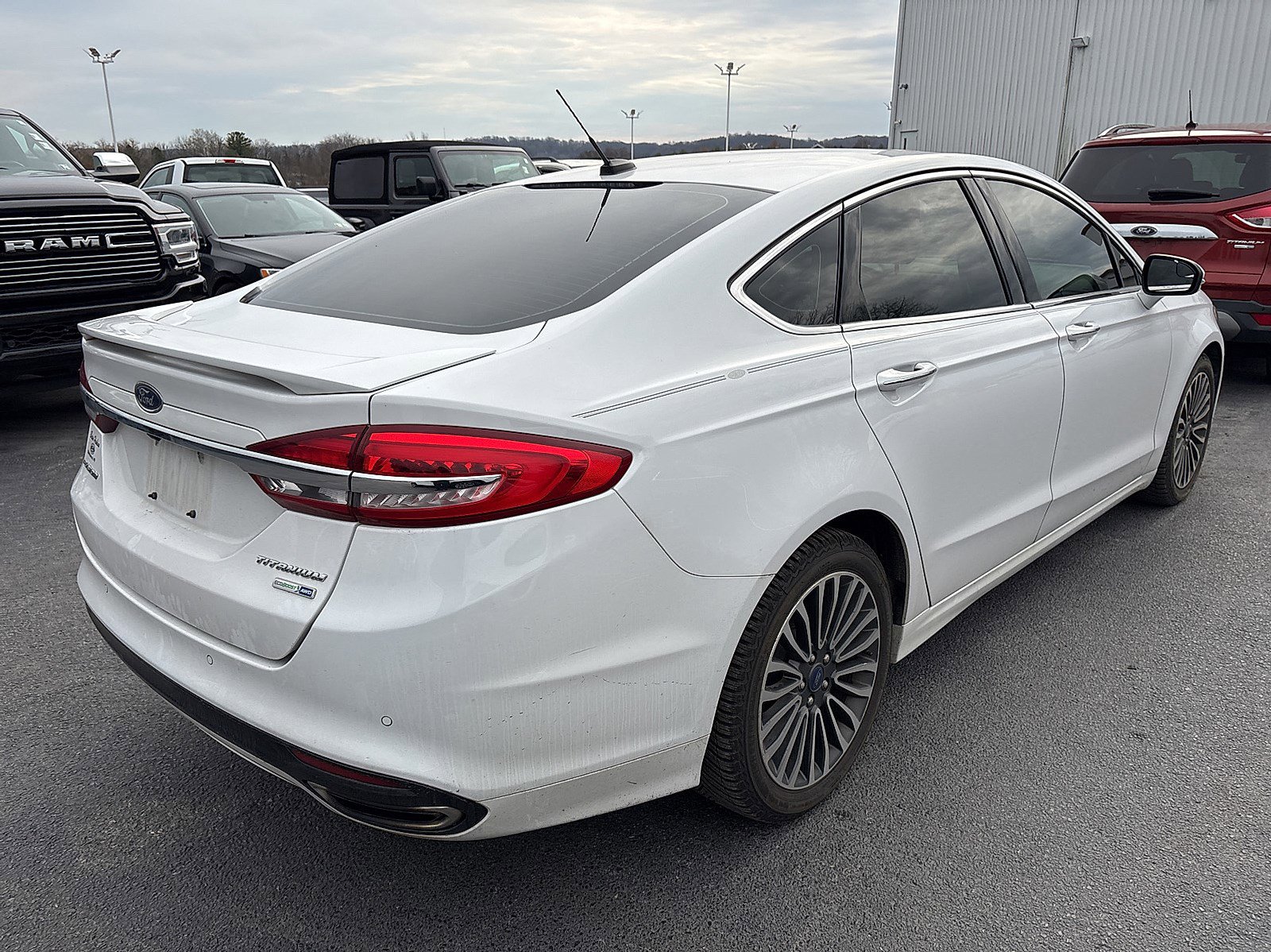2018 Ford Fusion Titanium photo 4