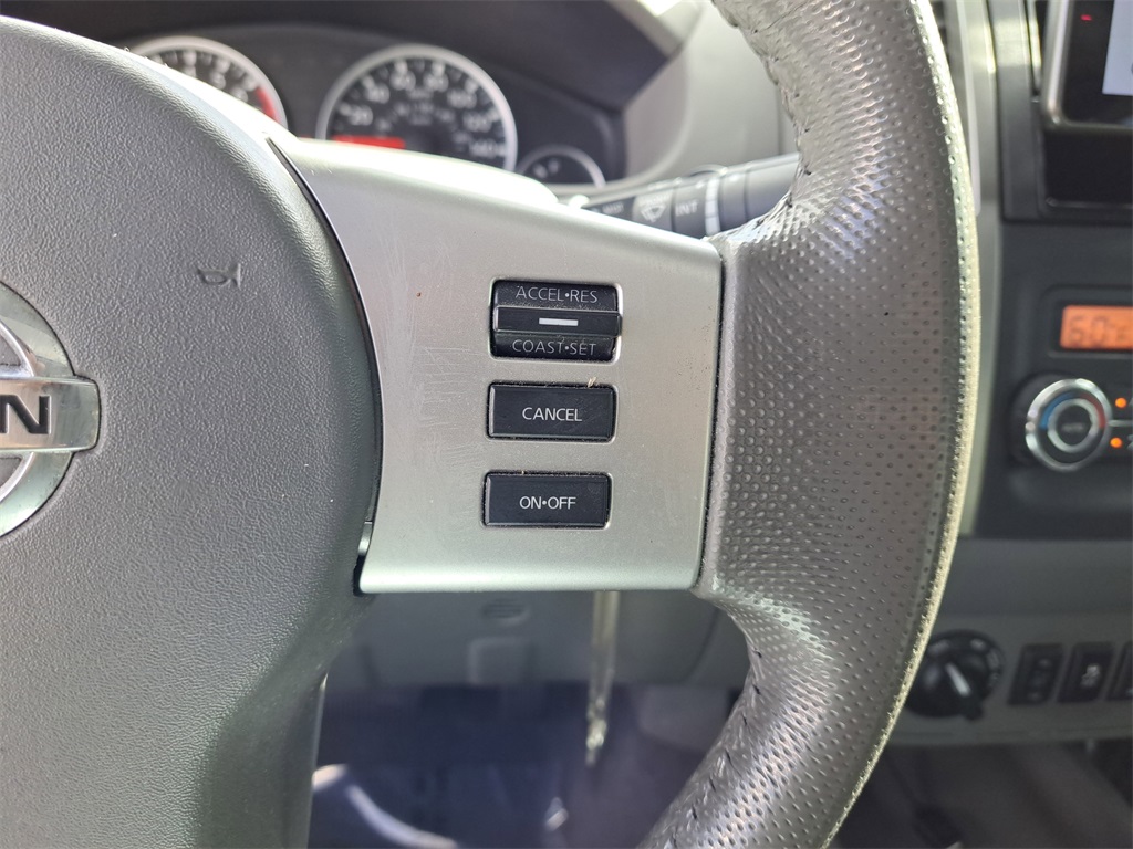 2019 Nissan Frontier SL photo 19