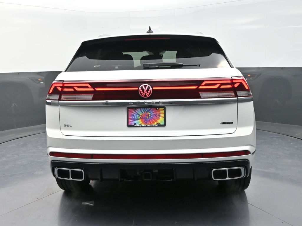 2025 Volkswagen Atlas Cross Sport SEL Premium R-Line photo 6