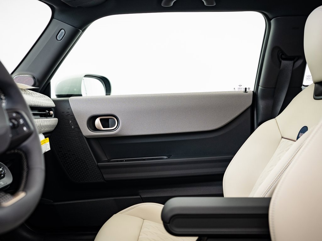 2025 Mini Cooper Hardtop S photo 19