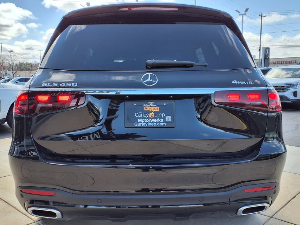 2025 Mercedes Benz GLS 450 4MATIC photo 10