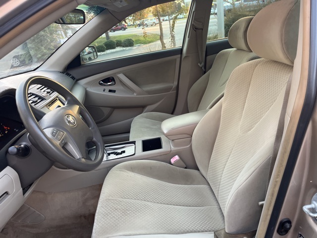 2007 Toyota Camry LE photo 7